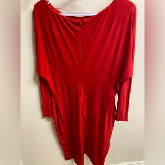 Red Dress - Picture 5 of 6